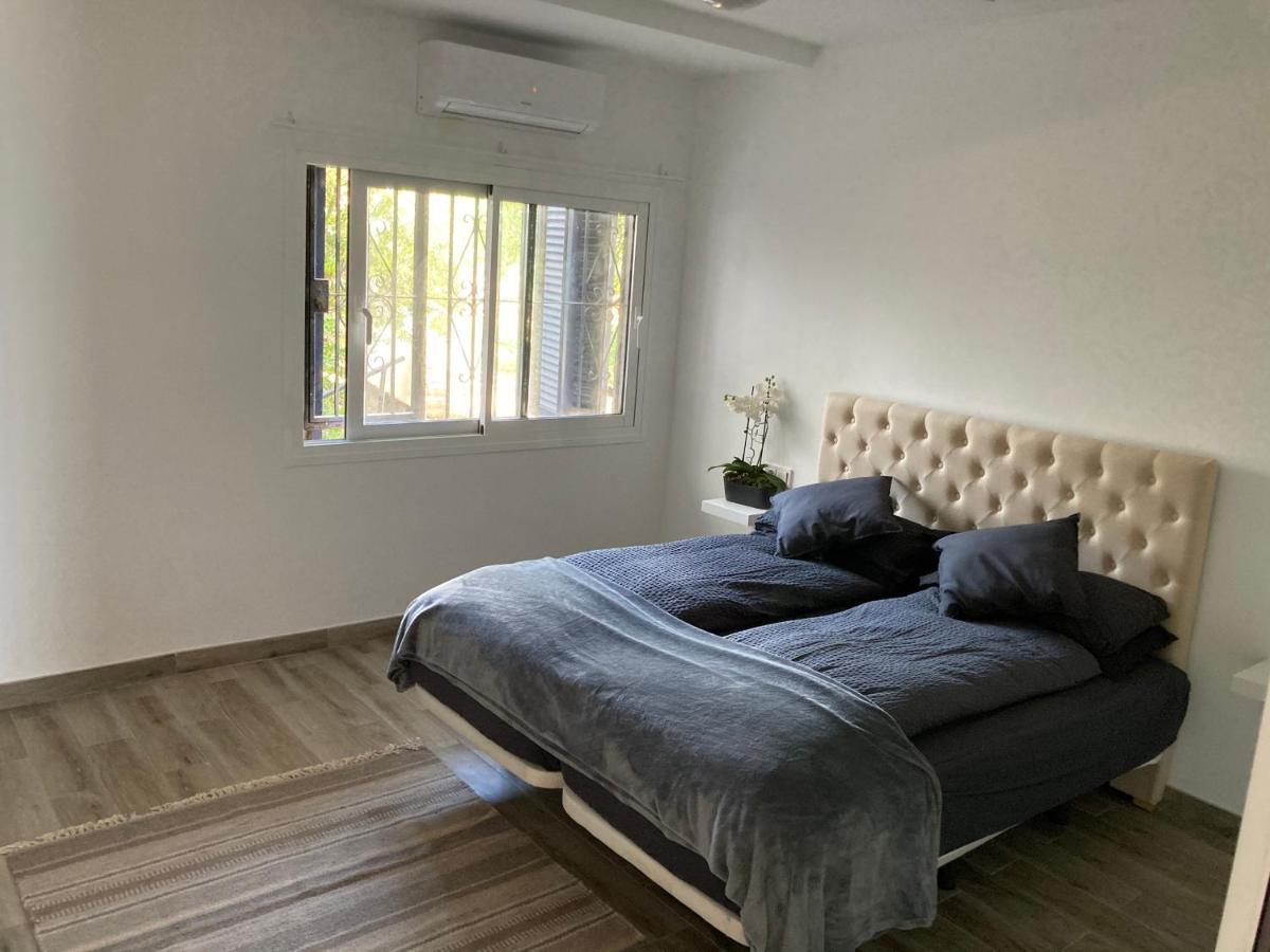 Beach Side Apartments Calahonda Ситио-де-Калаонда Экстерьер фото